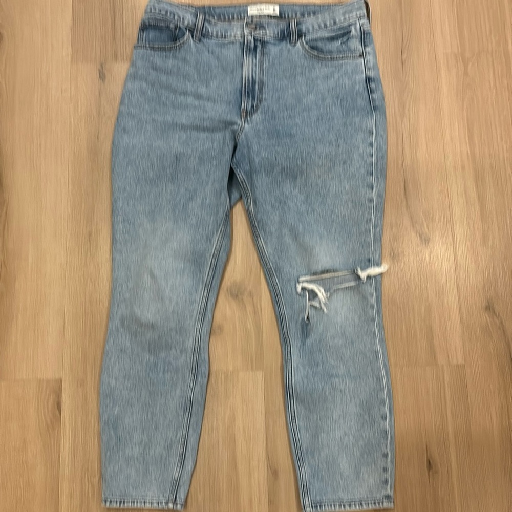 Abercrombie high wasted jeans